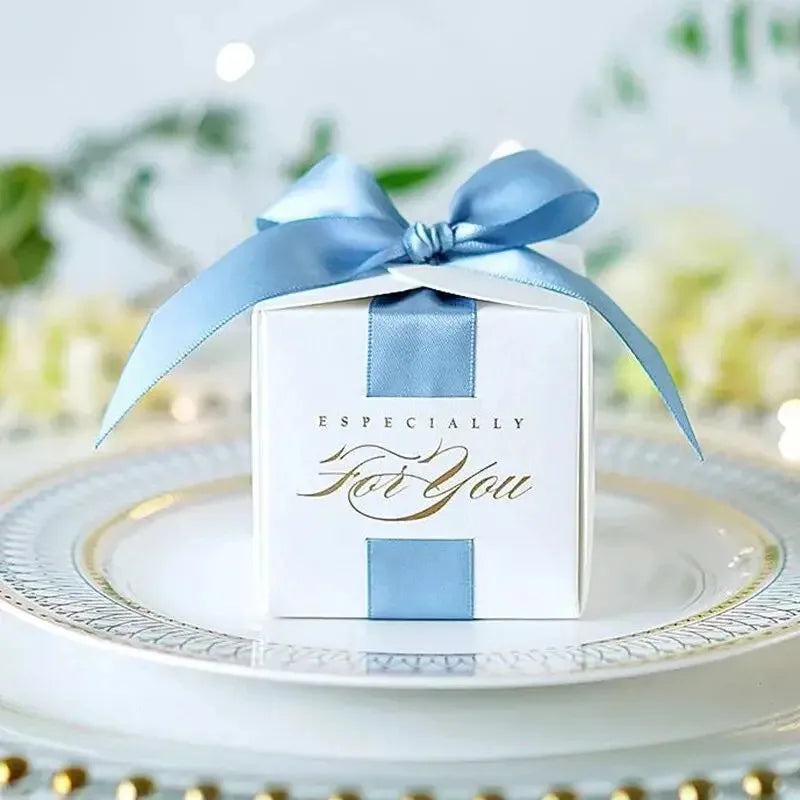 New wedding favors gift box cupboard gift box with ribbon candy boxes for christening baby shower birthday event party supplies